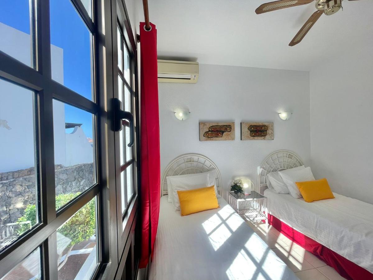 Seaview Townhouse In Puerto Santiago & Los Gigantes Пуэрто-де-Сантьяго Экстерьер фото